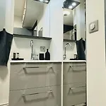 Le Poète - Confort - Parking Privé - Wifi Apartamento